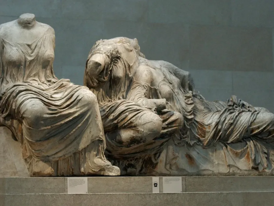 Laser Machine Restoring the Parthenon Marbles