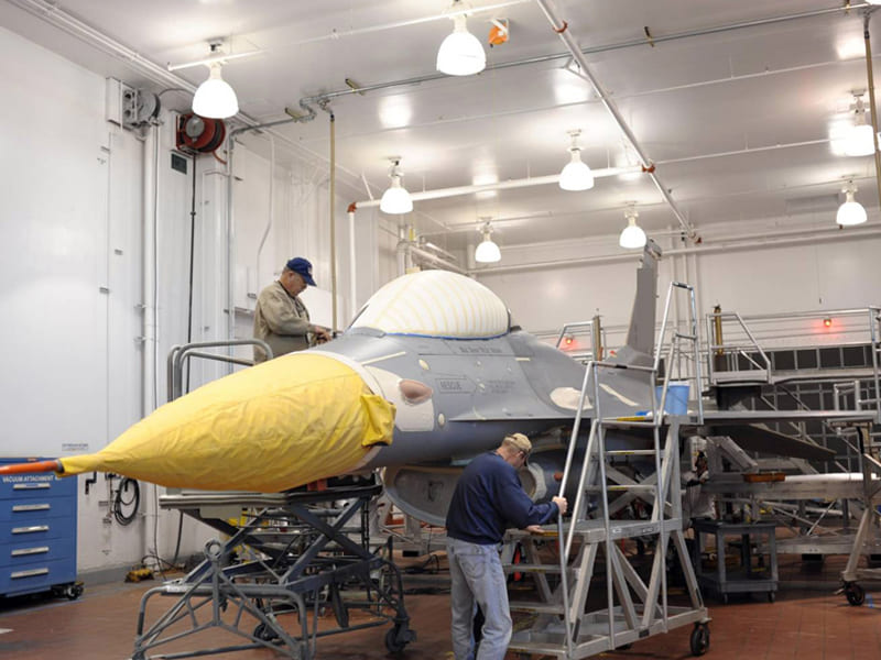 laser cleaning machine removes paint from aircraft